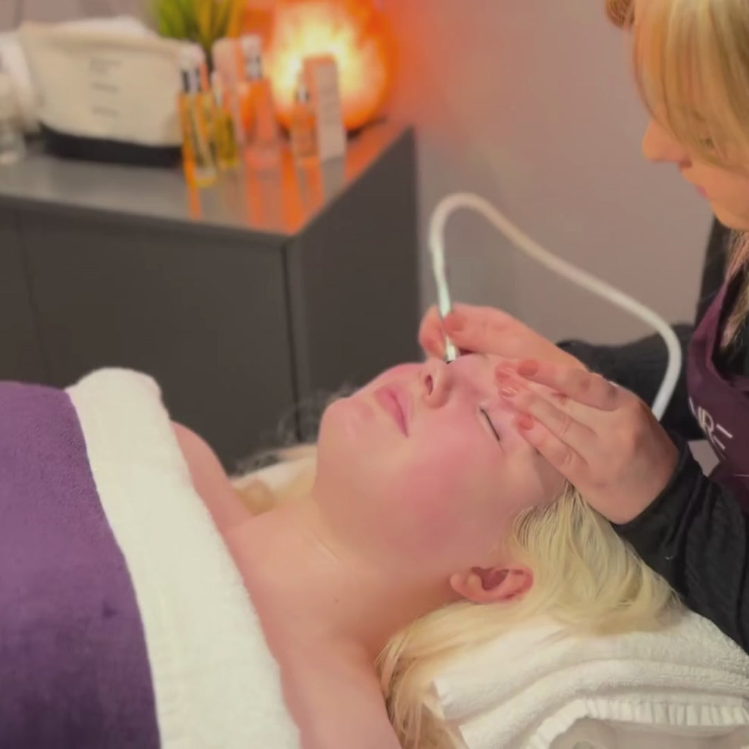 PURE Diamond Peel Facial - 60 min Treatment