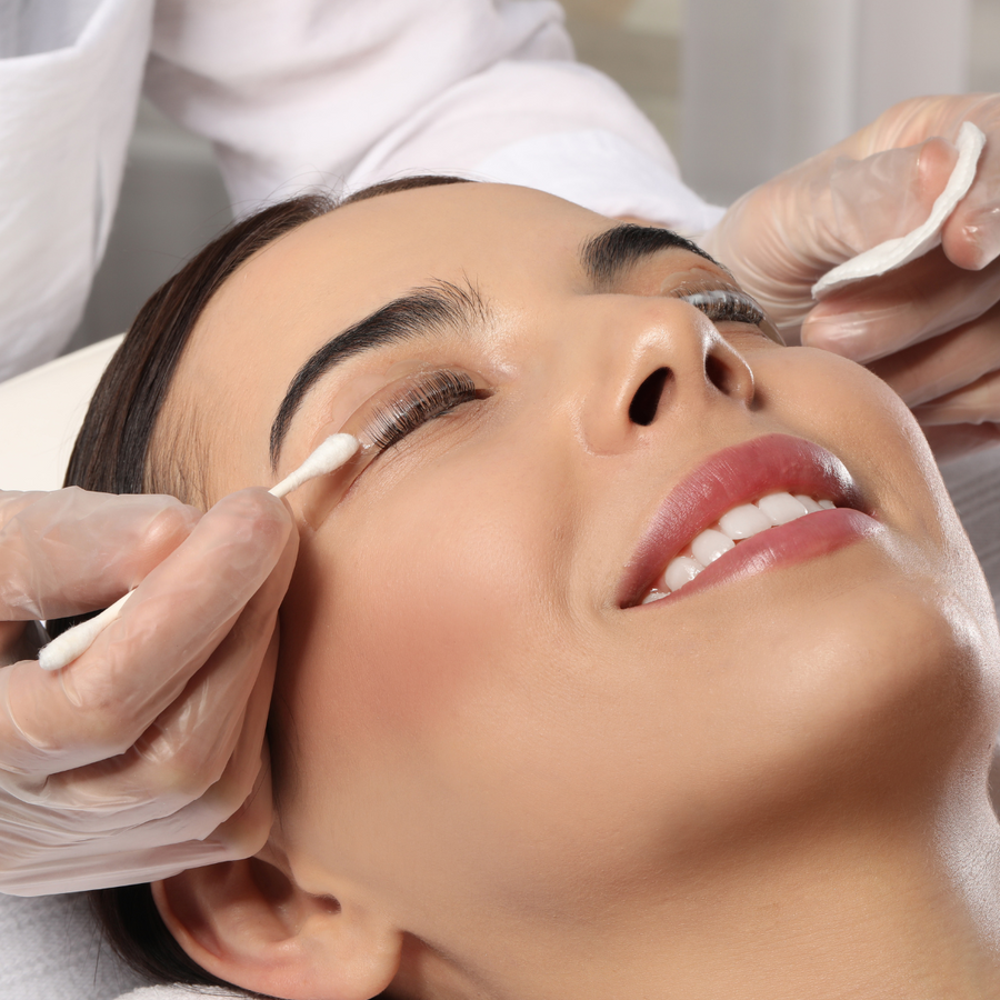 PURE Lash Lift - 50 min Treatment | PURE Spa & Beauty