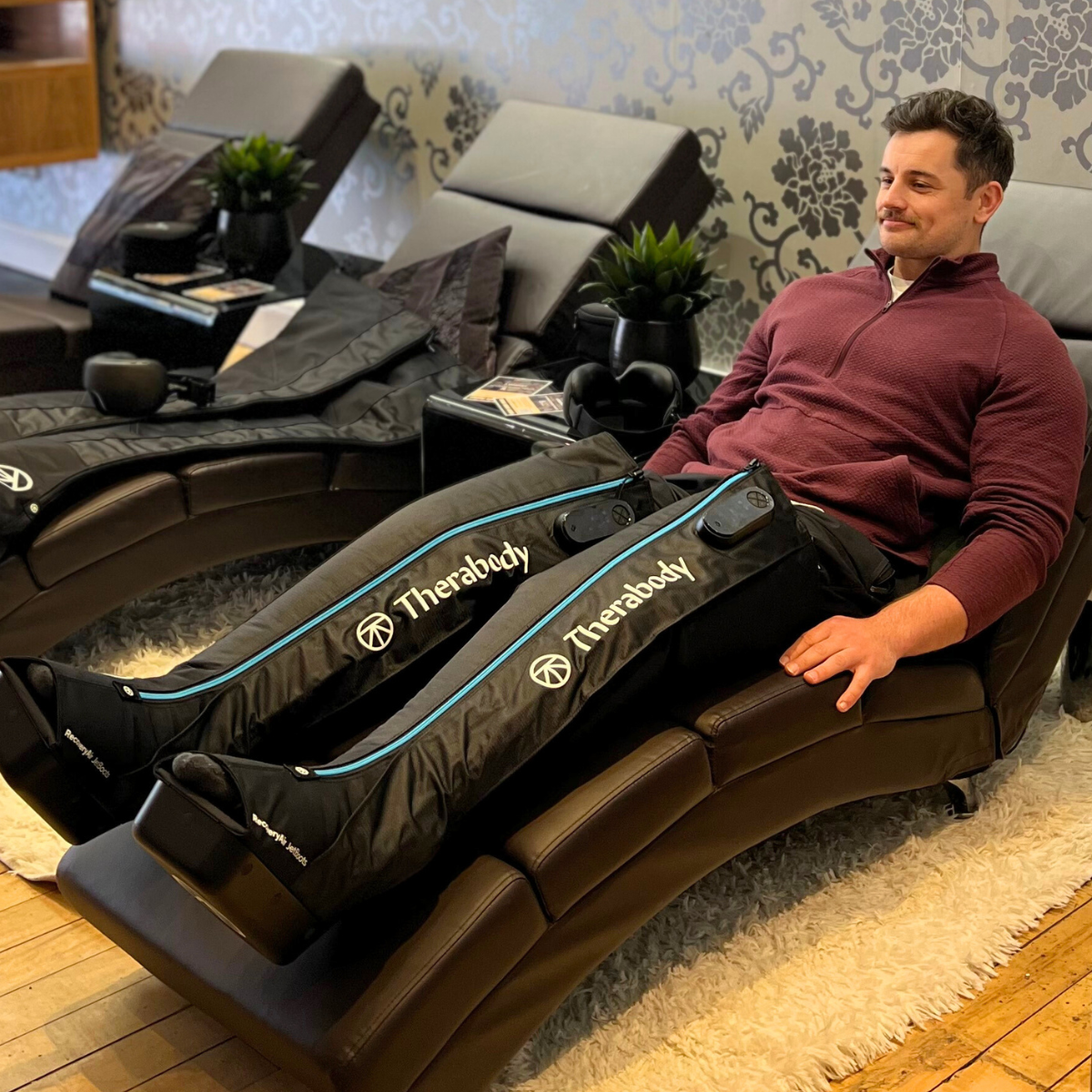 Pure Compression Therabody Compression Boots | 30-Min Recovery | PURE Spa UK
